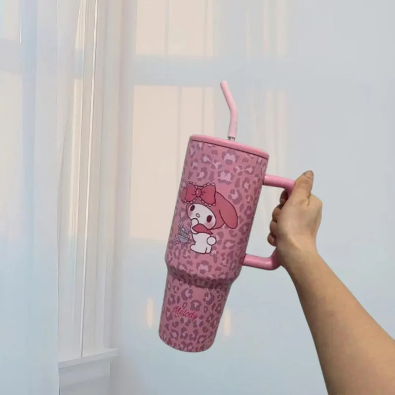 헬로 키티 텀블러 빨대와 손잡이 포함 차량용 컵 스테인리스 스틸 컵 레오파드 디자인 미끄럼 방지 베이스 여행용 머그 물병