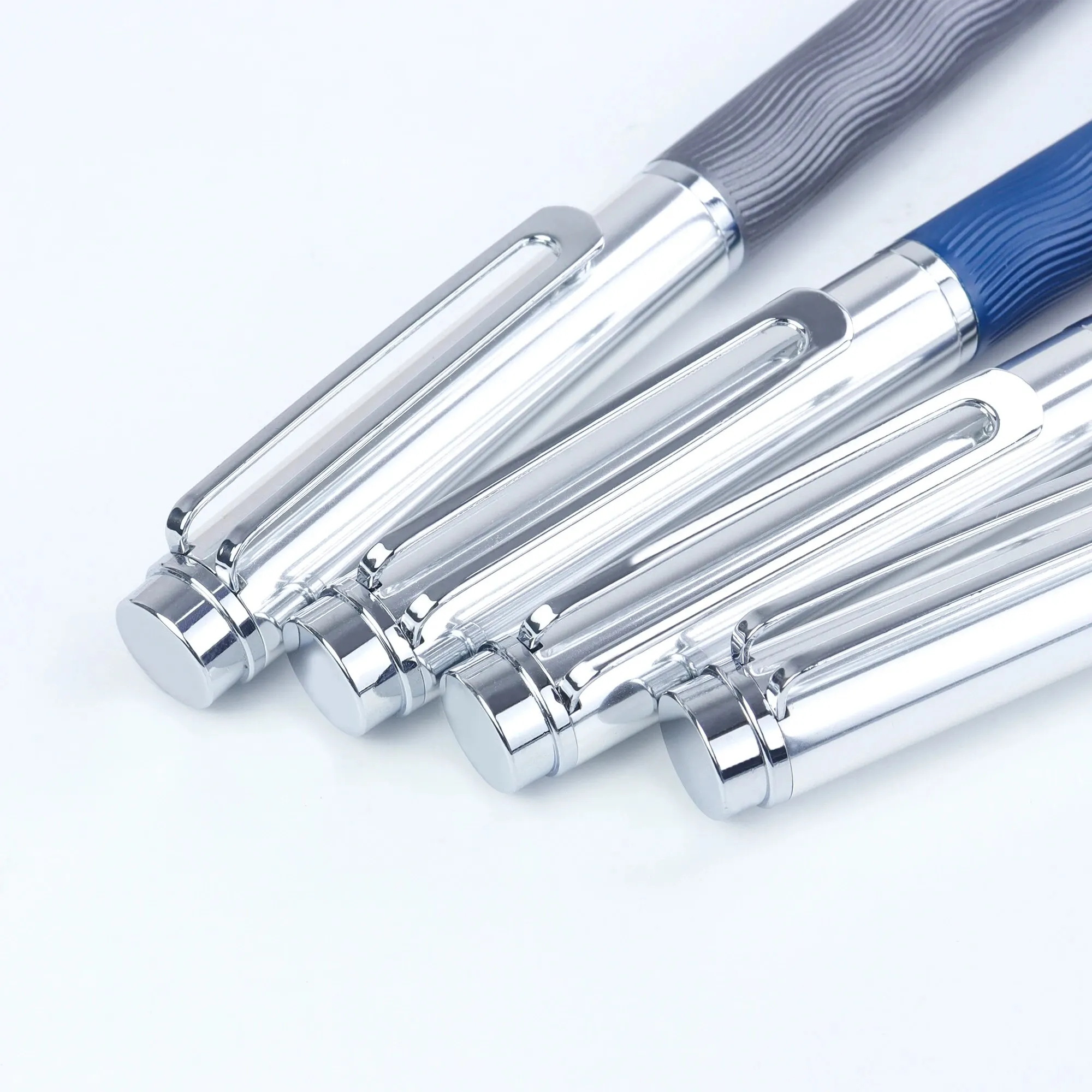 1 PC Luxury Fountain Pen Business Style Steel Pen with Gift Box - Elegant and Understated Design,Writing Smothly,For Gifting image 3