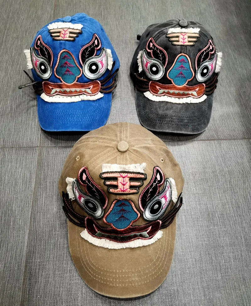 China Yunnan Characteristic Embroidered Tiger Head Hat Sun Hat Baseball Cap All-Matching Hip Hop Embroidery Hat Hair Accessories