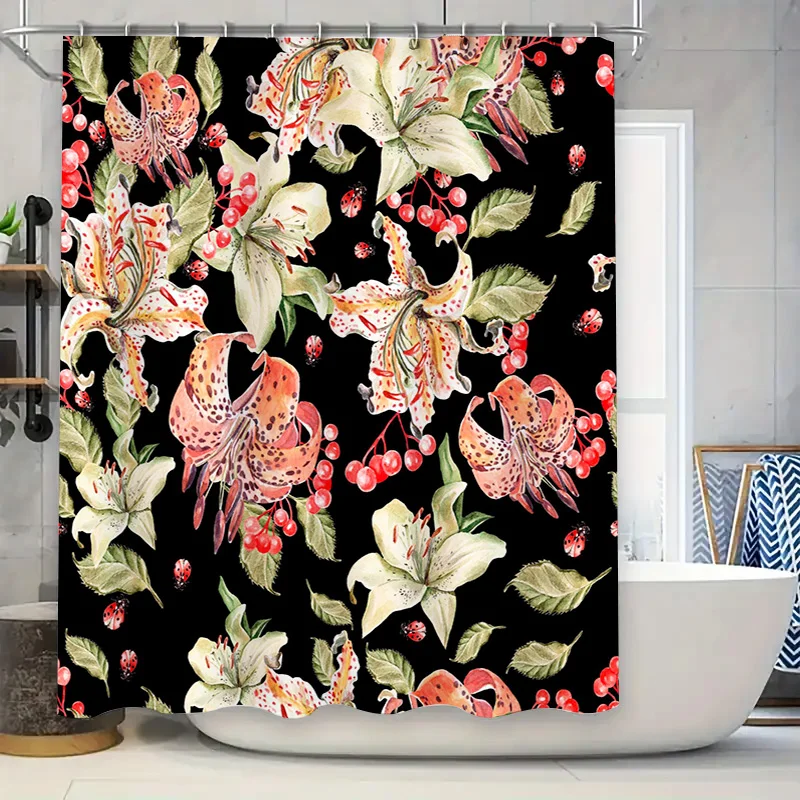 Cortina de ducha con estampado floral colorido, fondo negro con bayas rojas, flores blancas para decoración de baño, hecha de Plast reciclado