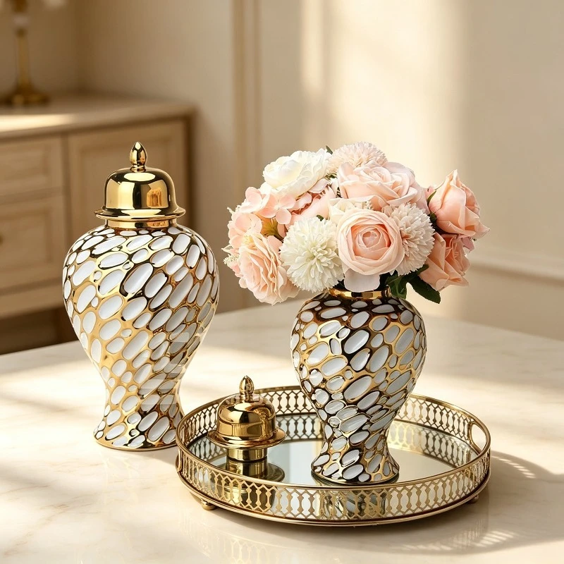 Elegant Vase with Lid Luxury Ornament Vase Decorative Desktop Lidded Ginger Jar Table Centerpiece Home Decor Housewarming Gift