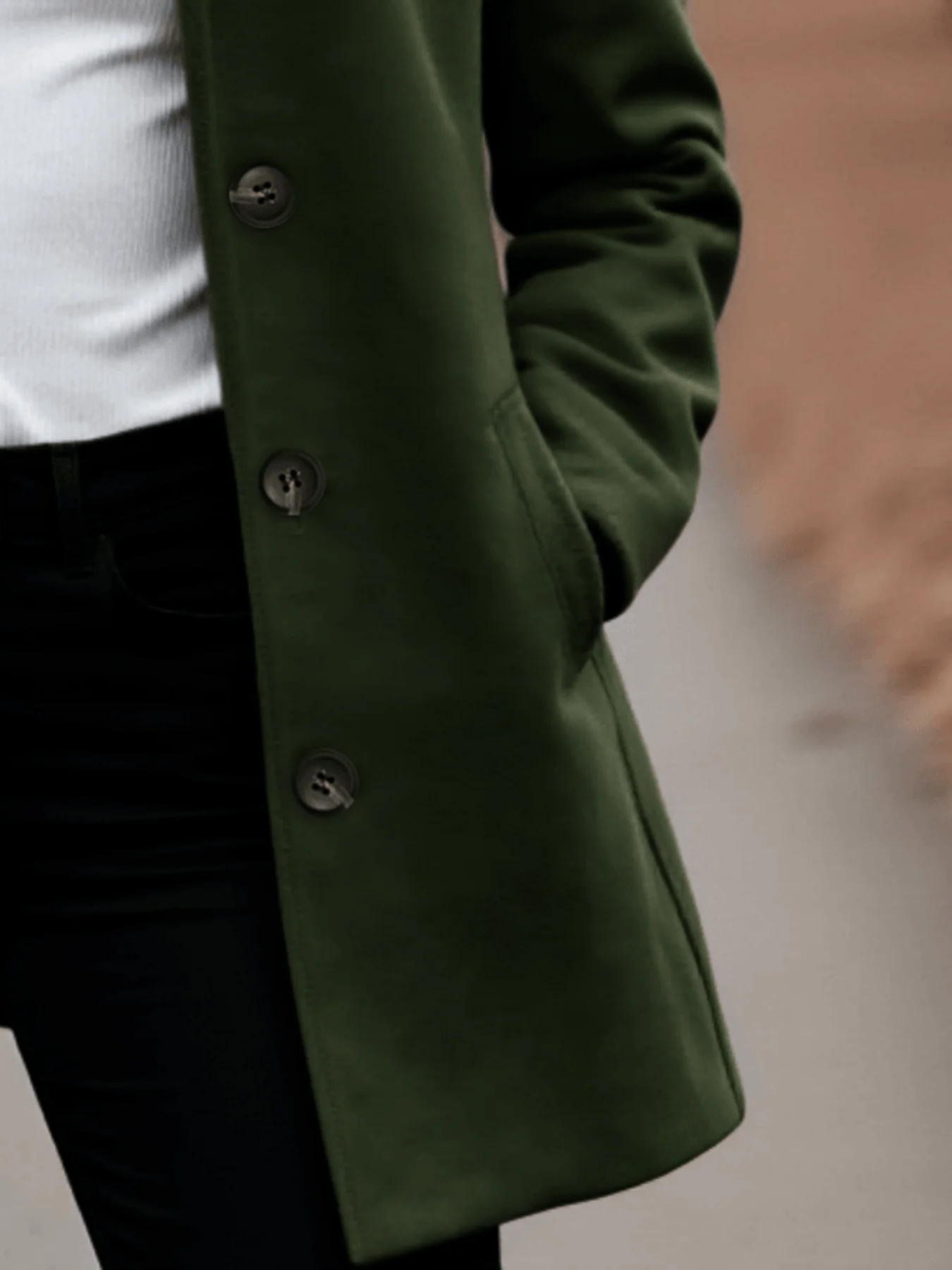 新しい女性のシングルブレスト厚手のトレンチコート暖かいシンプルなファッショントレンチコート秋冬のトレンチコートの必需品