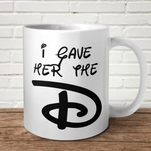 I'd Give Her The D Funny Offensive Mug Birthday Present Gift Magical Font 80's