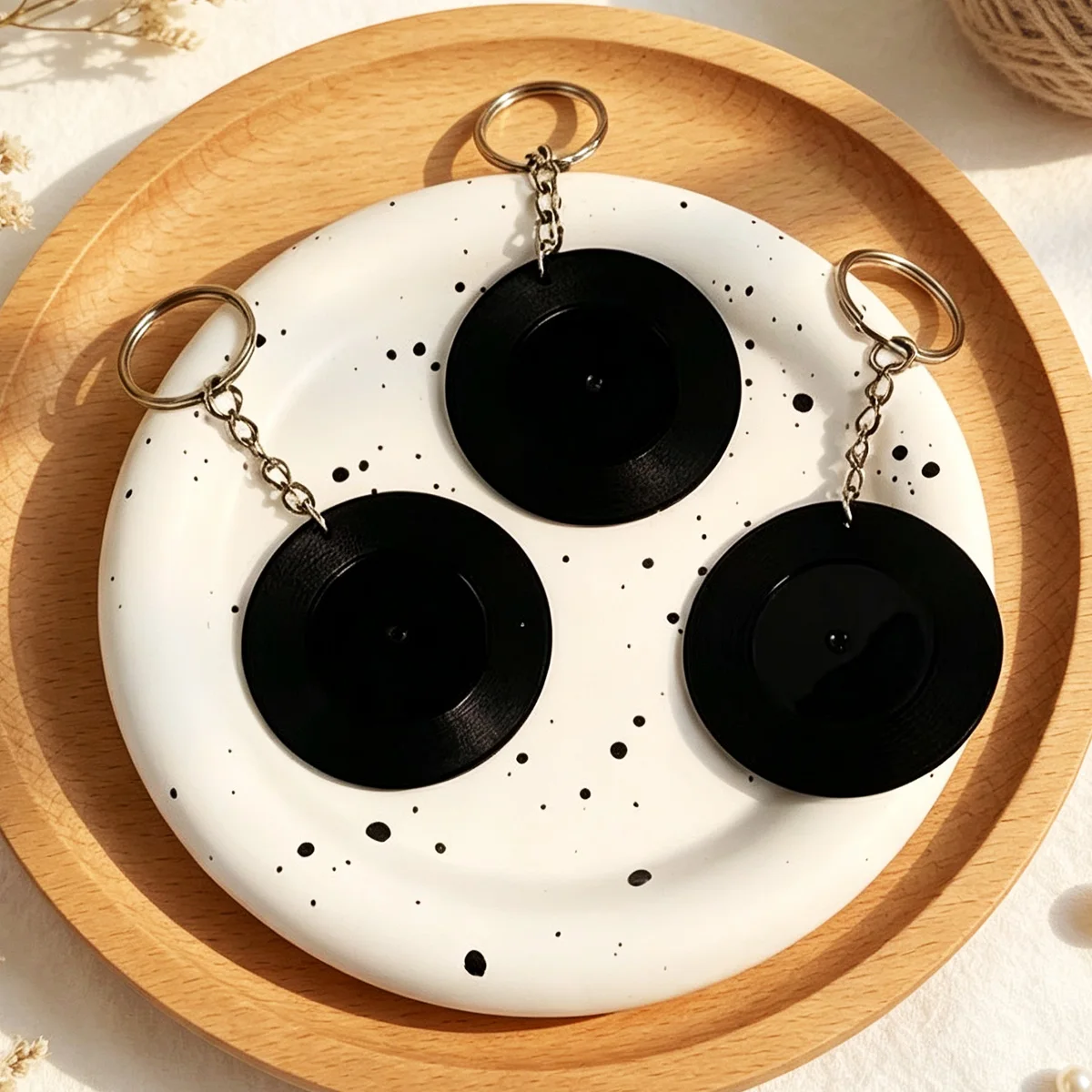 Custom Vinyl Record‑Style Keychain, Retro Music‑themed Key Ring, Cool NFC‑enabled Trinket for Music‑obsessed Fans