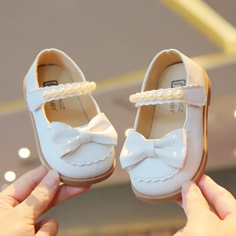 Toddlers Girls Leather Shoes Little Kids Casual Flats Princess Sweet with Pearls Beading Bow-knot 2024 Dress Party Shoes Soft