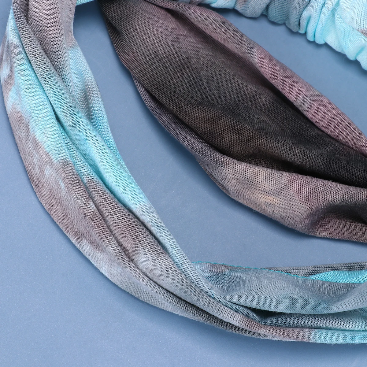 

2Pcs Breathable Tie-Dye Yoga Headband Fitness Headscarf with Button Ear Care Light Green Grey Multi-Functional Mask Ear Strap