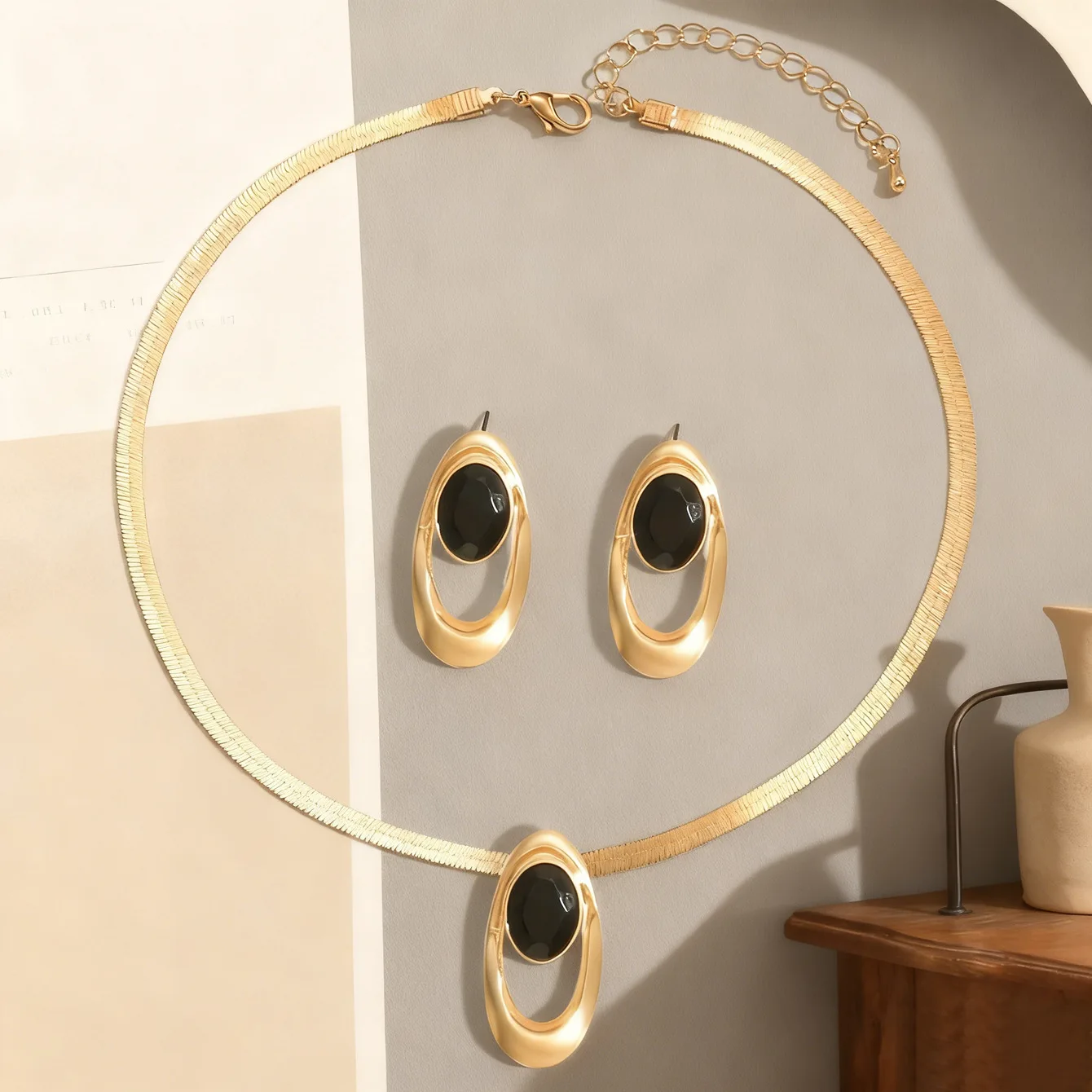 Fashion retro oval three-ring buckle pendant necklace charm creative exquisite exaggerated earrings jewelry suit women