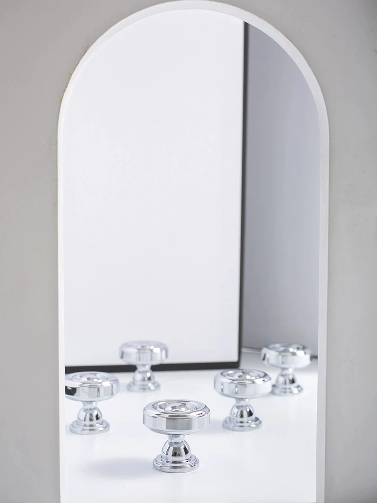 Furniture Pure Brass Kitchen Cabinet Bedroom Wardrobe Door Shoe Cabinet Bright Disc Single Hole Chrome Plated Silver Handle