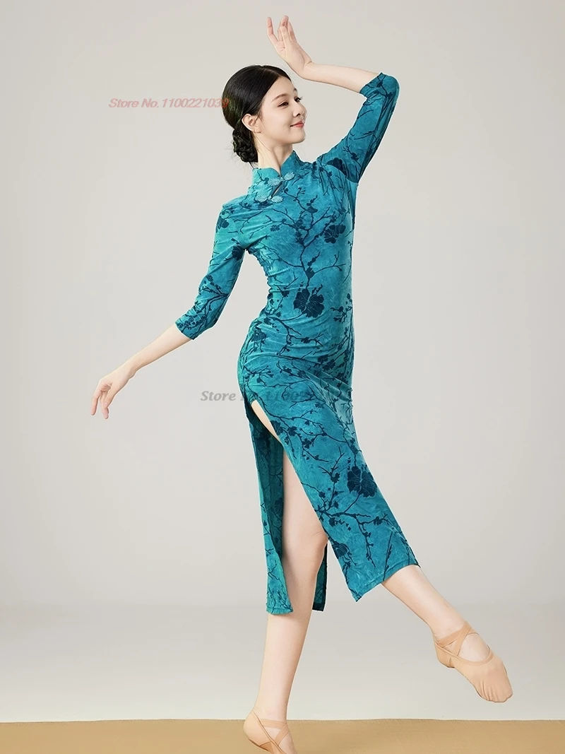 2025, chinesisches Vintage-Volkstanzkostüm, traditionelles Qipao-Kleid mit Blumendruck, Cheongsam, Vintage-Kleid, Training, Bühnenauftritt
