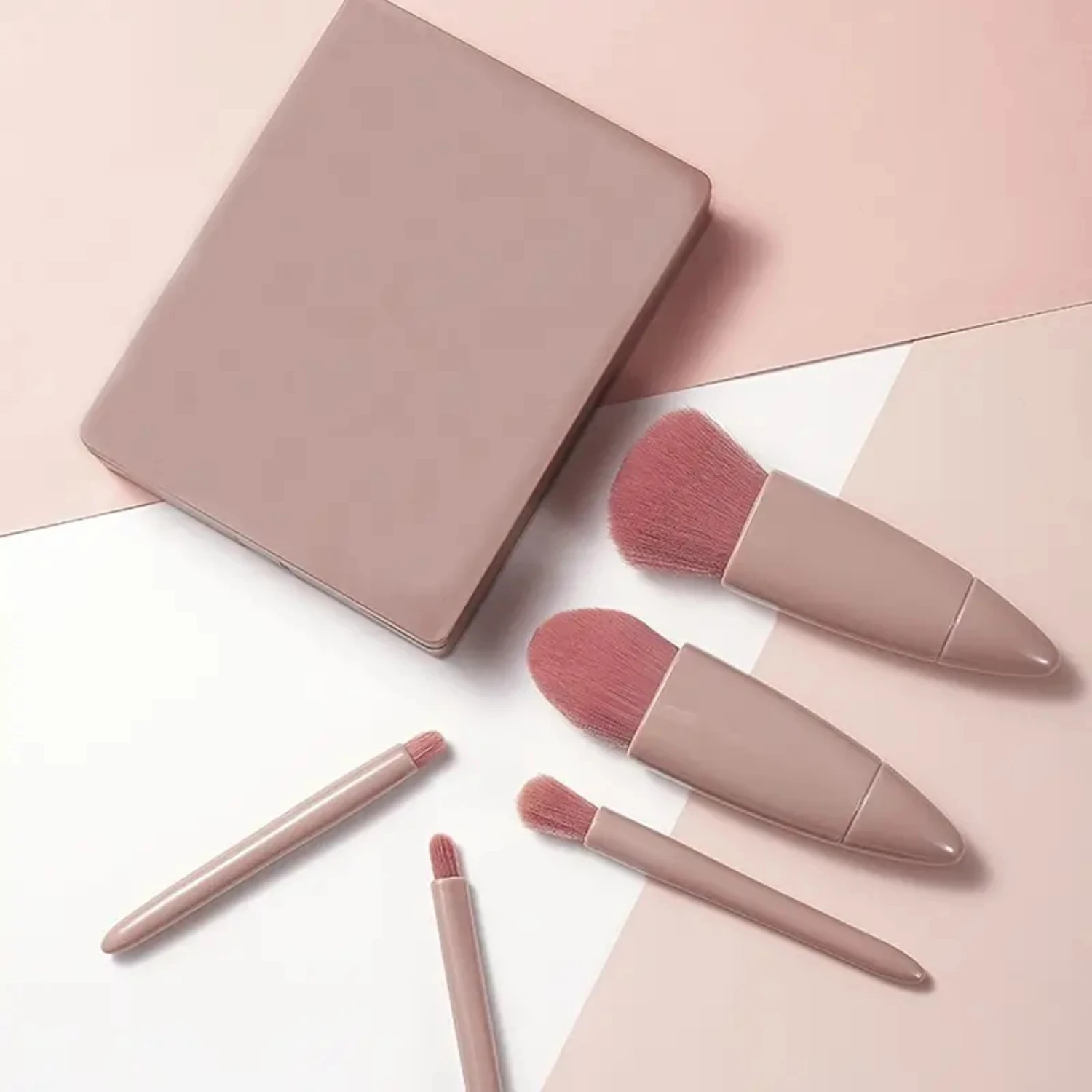Mini kit de pincéis cosméticos de lã de fibra macia delicada portátil-5 peças conjunto de pincéis de maquiagem com espelho de maquiagem e caixa de armazenamento. Perfeito