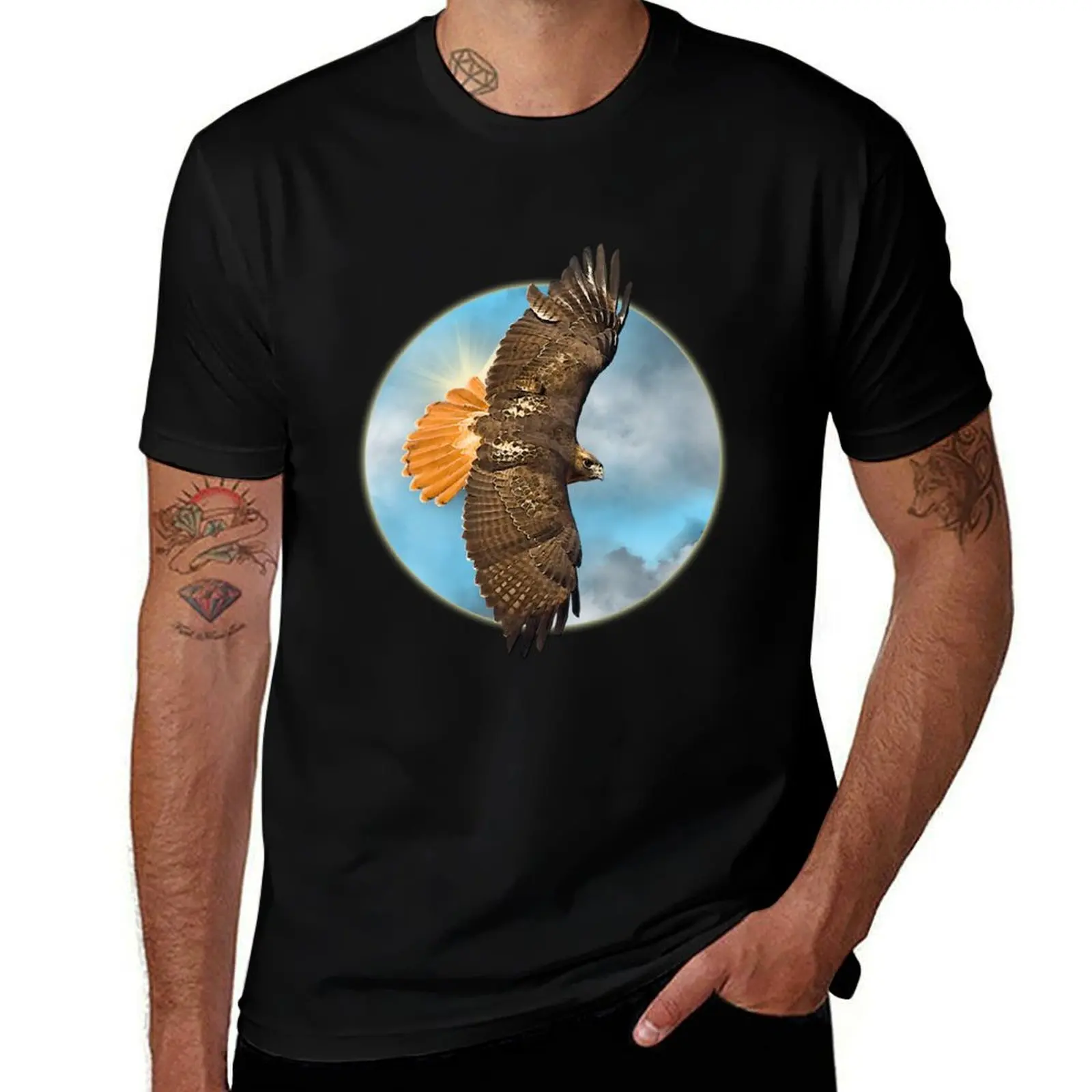 

Red Tail Hawk Flying Sky Falcon Falconry Native American Inspired Wildlife Animals T-Shirt Breathable Sportswear T-Shirt for Men