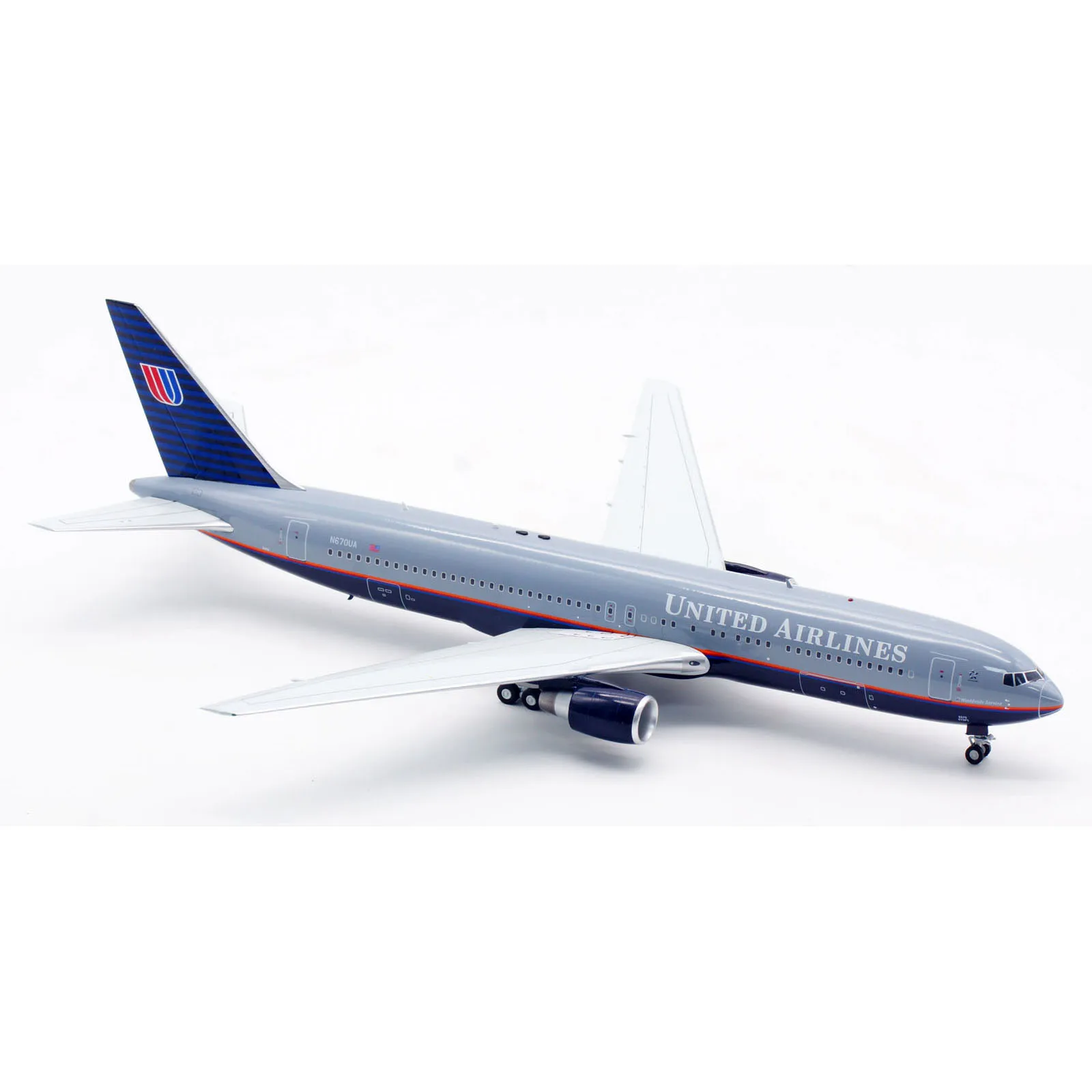 INFLIGHT regalo aereo da collezione in lega muslimata 1:200 United Airlines Boeing B767-300 Diecast Aircraft Jet Model N670UA