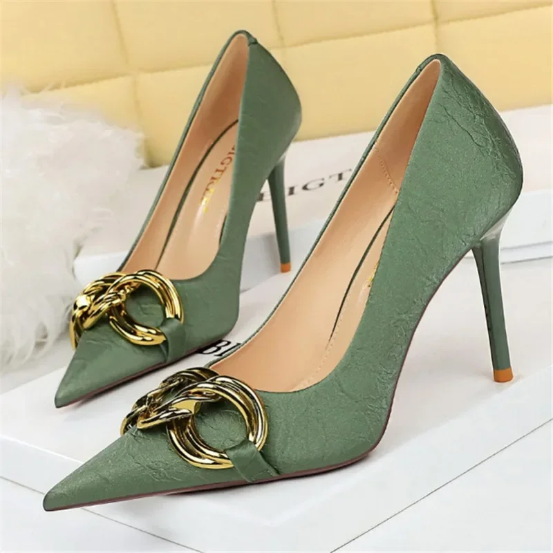 

Women 7.5cm 9.5cm High Heels Pumps Lady Metal Chain Low Heels Nightclub Slim Fit Party Green Office Prom Shoes