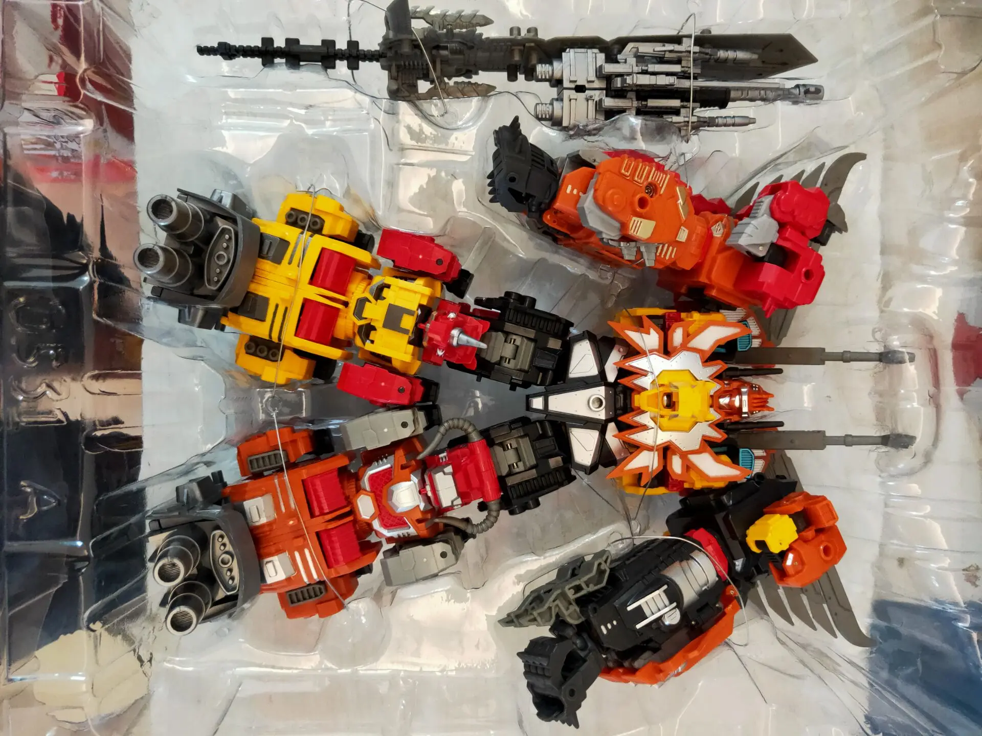 Transformation New Design KO Predaking Figure