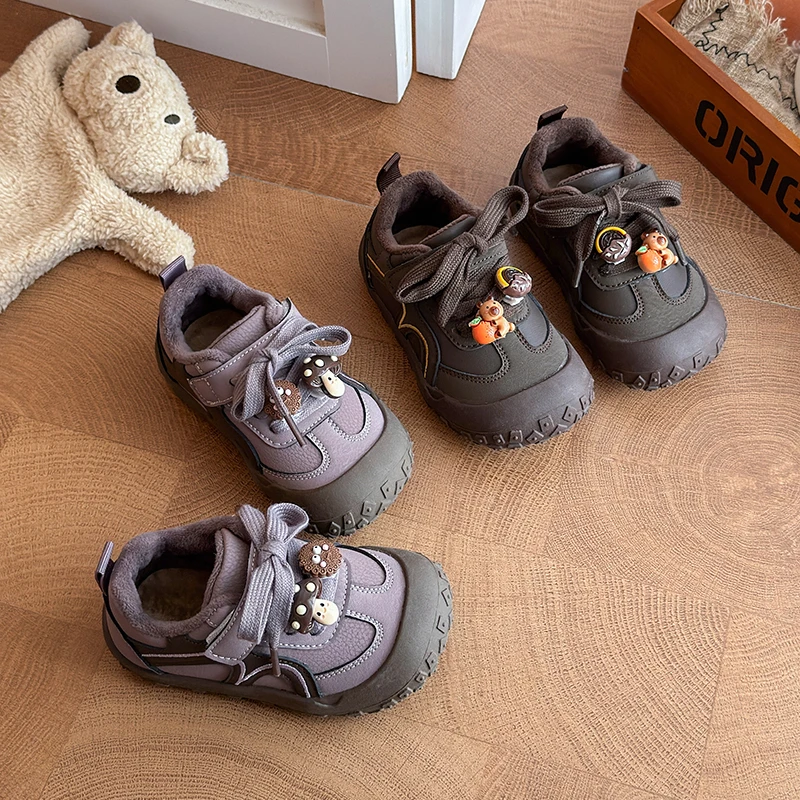 Kids Casual Shoes Suede Warm for Winter Boys Girls Fashion Shoes Toes Capped Soft Sole 2026 Brand New Children Flat Shoes