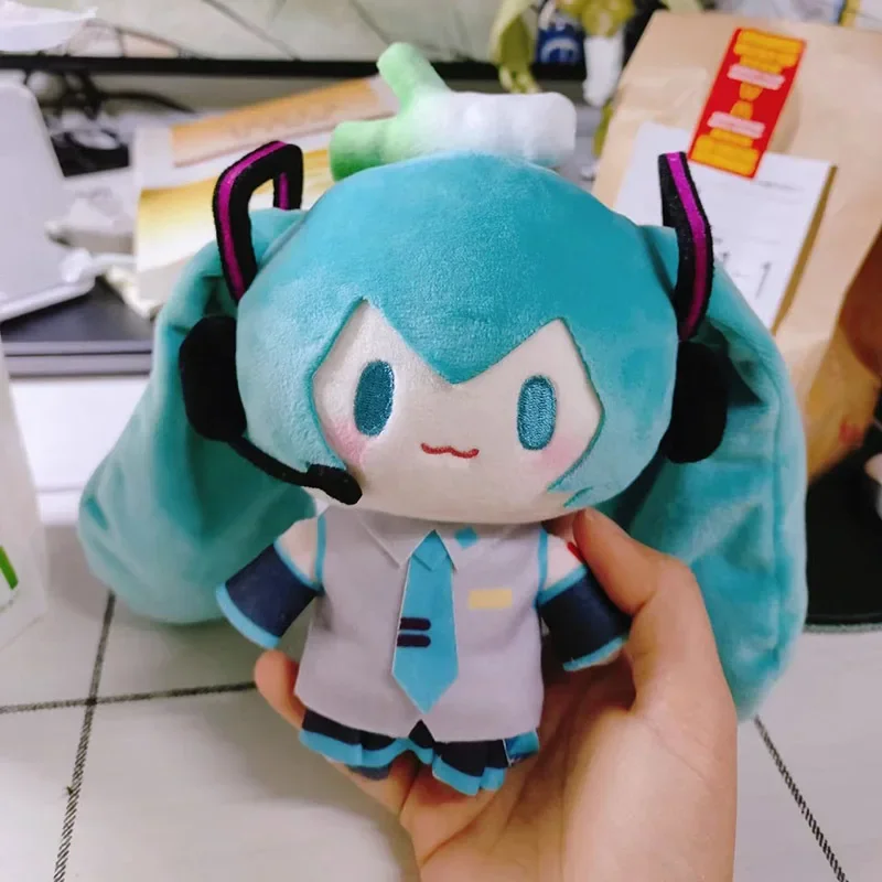 Boneca Periférica Anime de Pelúcia para Meninas, Coleção de Brinquedos Recheados, Modelo Ornamento Hatsune Miku, Figura Kawaii Q Version, Presente, 15cm