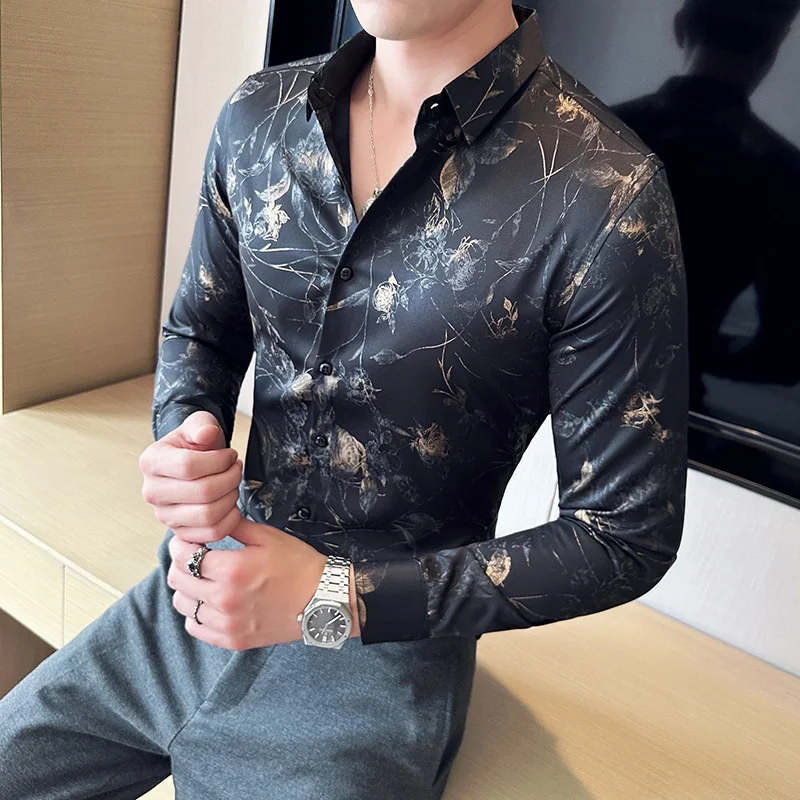 Camisa con estampado de seda dorada de lujo para hombres, camisas casuales de manga larga ajustadas a la moda, camisas de vestir formales para