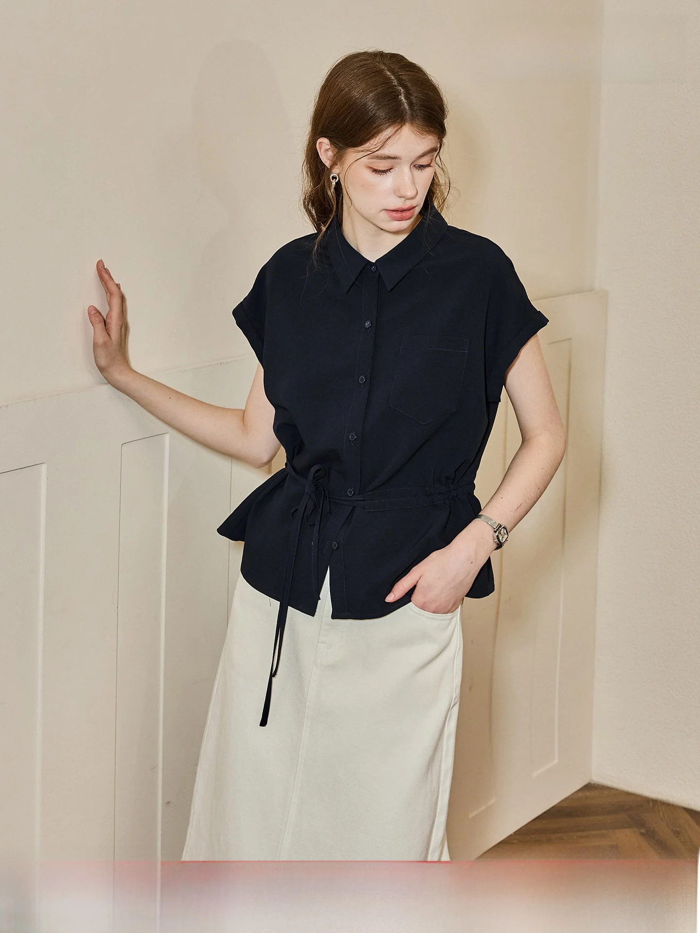 

KUHNMARVIN Women's Shirt Waist-Cinching Short Sleeve Fibre-Bound Design Summer 2026 High Intelligence Sensation Korean Style