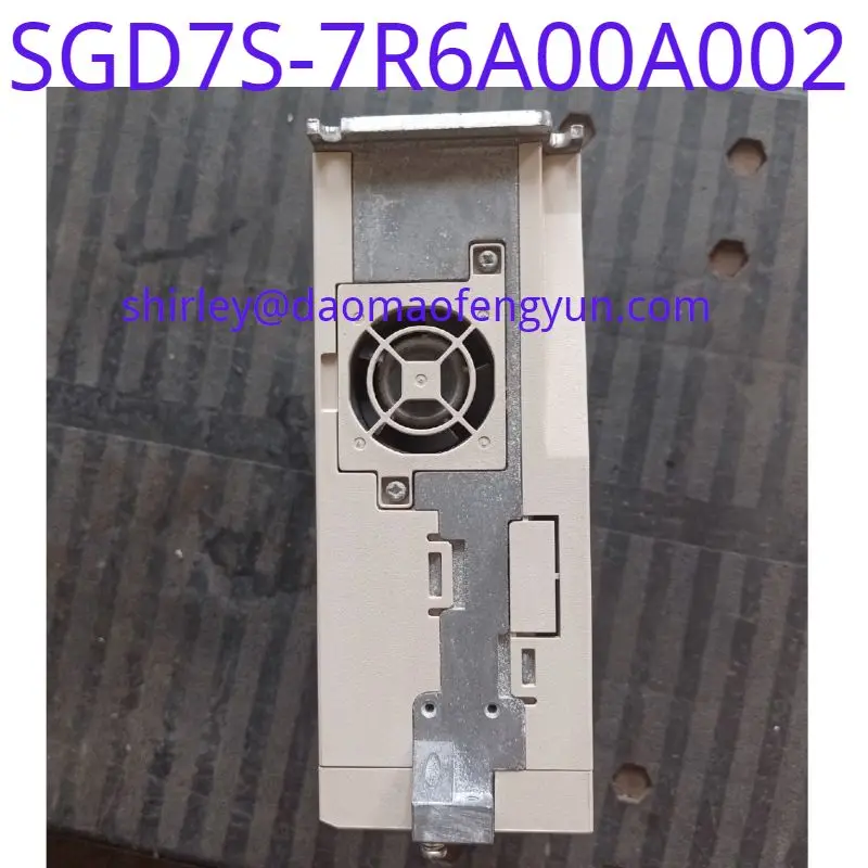 Imagem -02 - Usado Original Yaskawa Series 7th Generation Servo Driver 1kw Sgd7s7r6a00a002