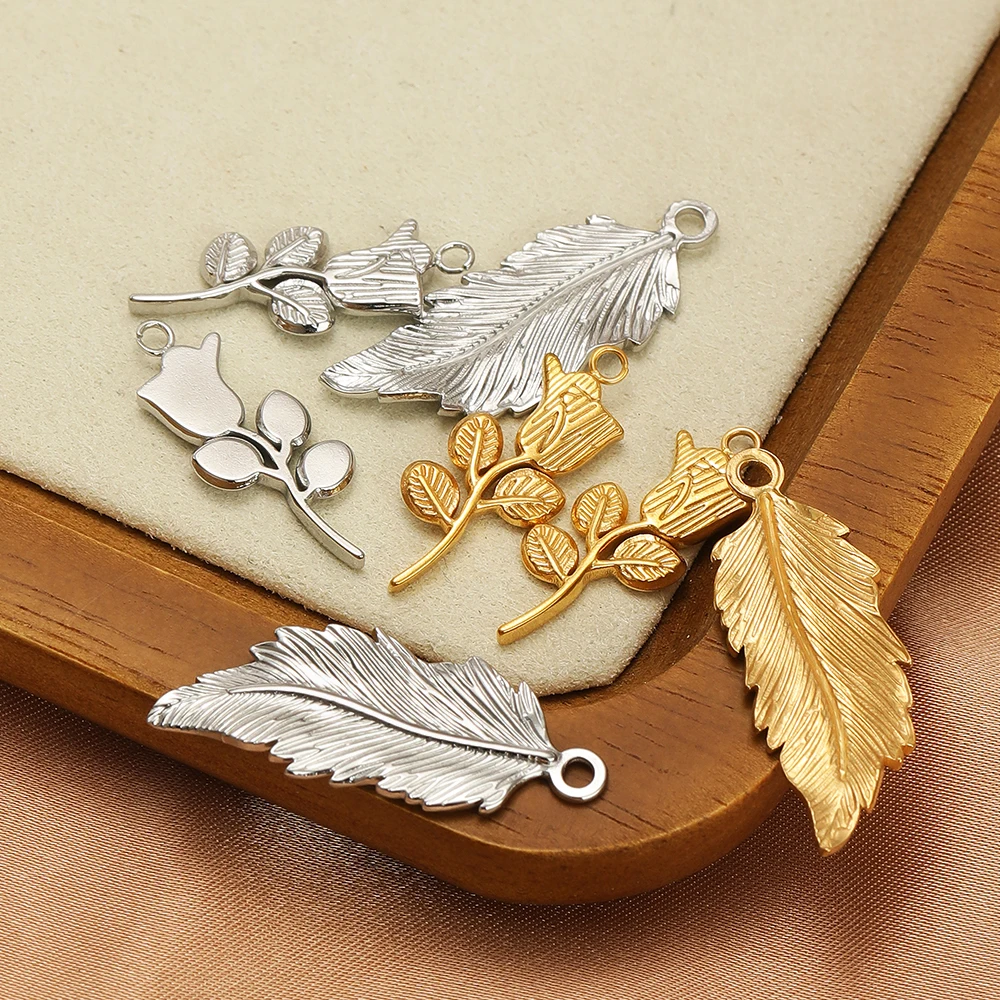 5 Stück Edelstahl Gold Rosen-Blüten-Blätter Anhänger für DIY Schmuck Damen Halskette Armband Ohrringe Herstellung – Detail 5