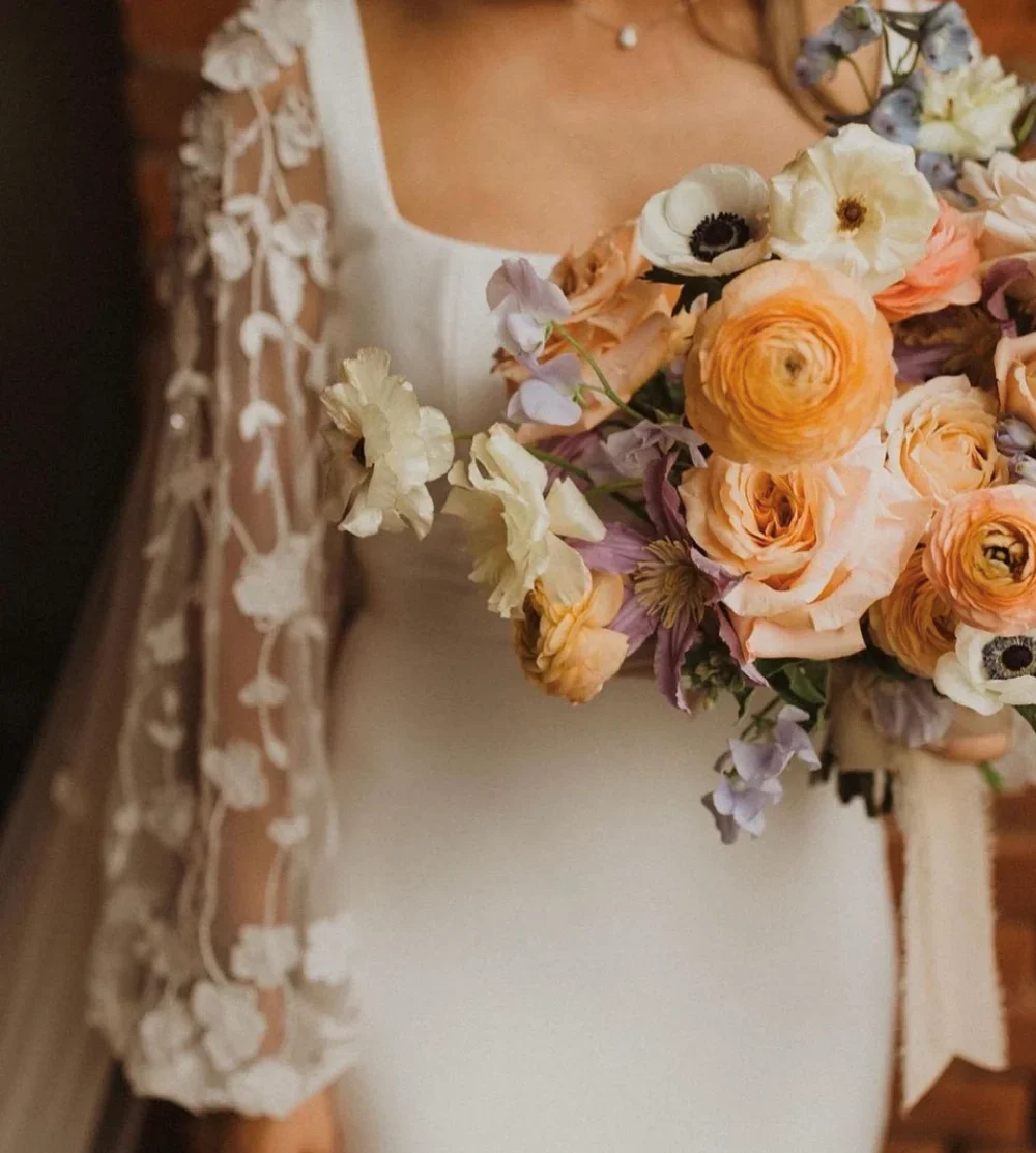 Robe de Mariée Haut de Gamme, Col Carré, Manches sulf, Dos aux, Queue de Sirène, Utilisée pour Mariage, Anniversaire, Vacances