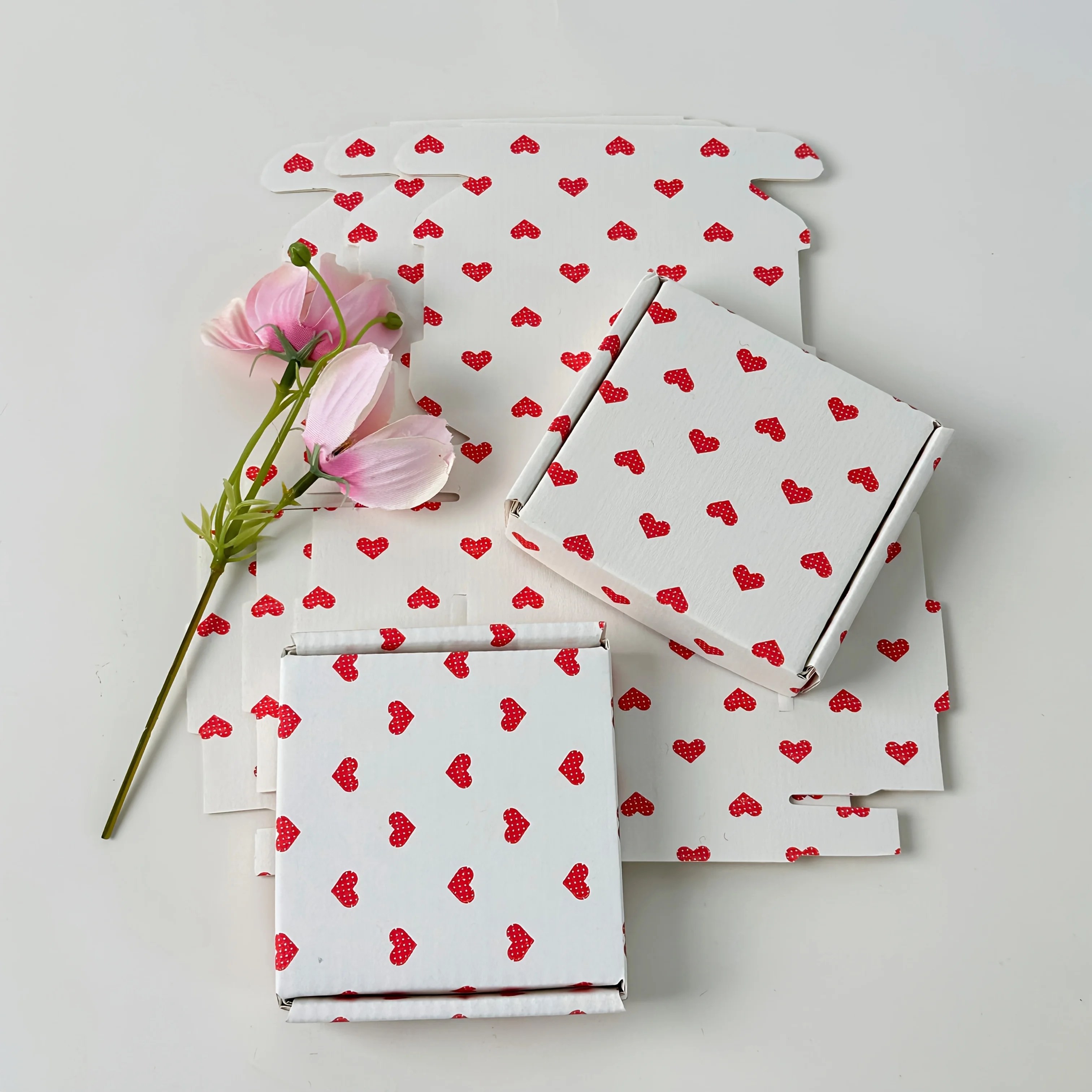 30 kleine Versandkartons mit zusammengebauten Versandkartons, offenem Gesichtsdesign für Valentinstag, Weihnachten, Geburtstage – Detail 3