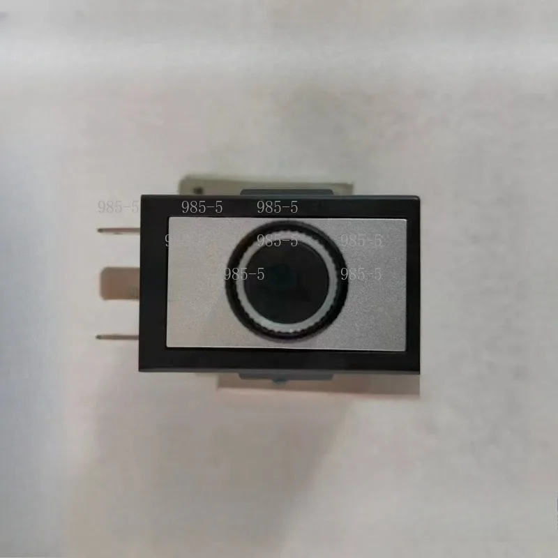 EVT317-5DO-02F-Q EVT317-5D0-02F-Q 3/2 Way Pneumatic Solenoid Valve 24V DC G1/4