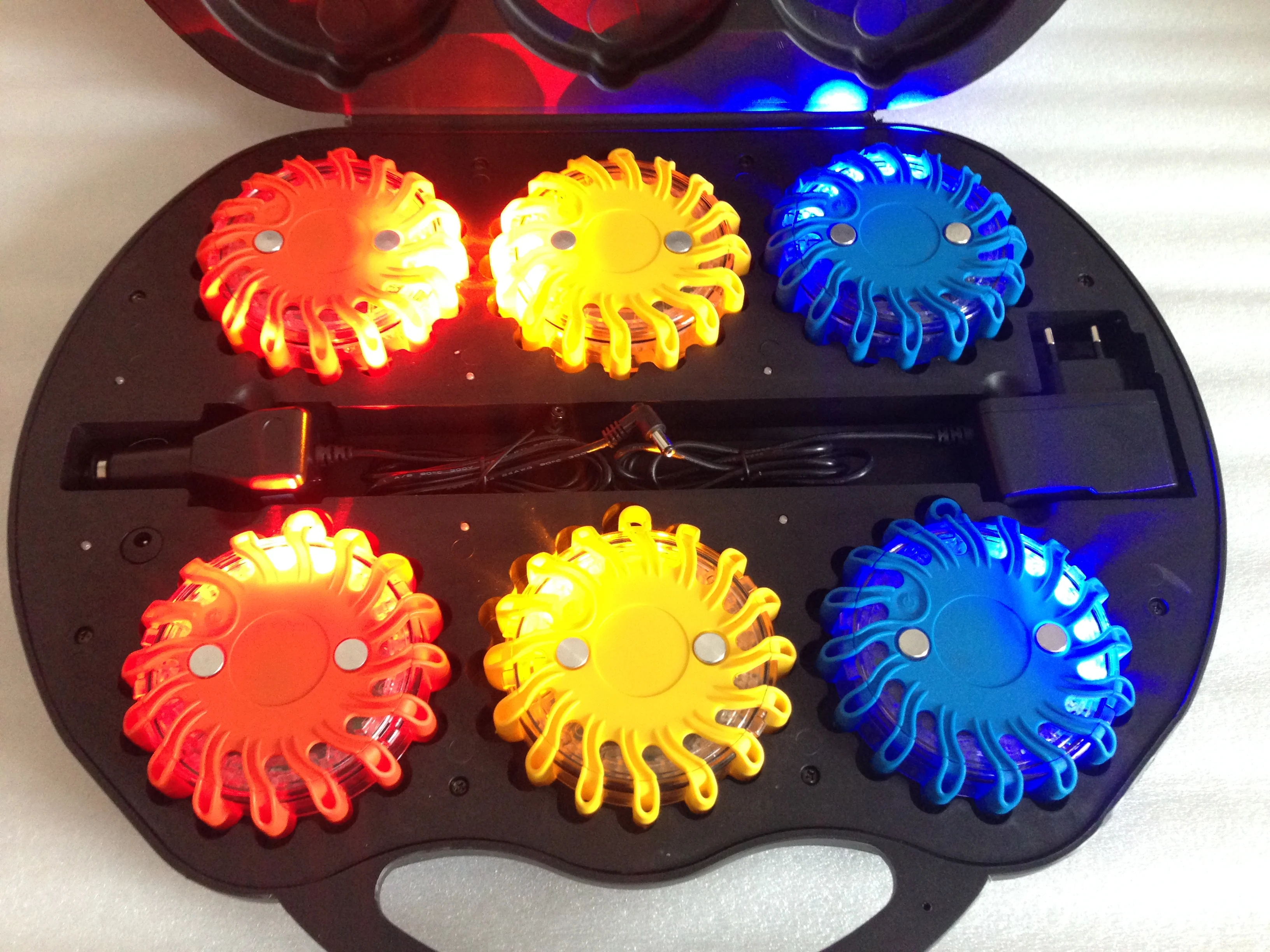 6pcs/case Rechargeable LED traffic warning lights, Emergency LED Light road Flare safety beacon LED Warning Fireball light