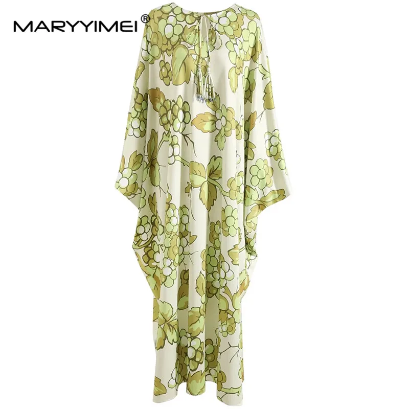 

MARYYIMEI Fashion Autumn Winter Women's dress Batwing Sleeve Fruit print Loose robe Elastic knitting Dresses