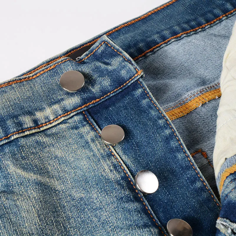 Designer street fashion new men's jeans with pleats, retro washed, elastic, slim fit, perforated, red skin patch, light blue, hi