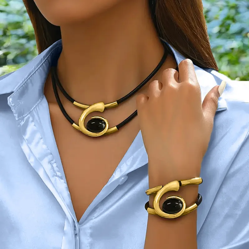Black Acrylic Zircon Set Bohemian Style Women Necklace Bracelets Combination Fashion Jewelry