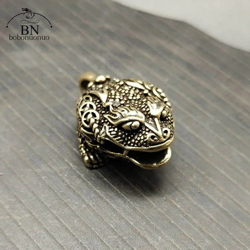 Figuritas de campana de sapo de tres pies de cobre Retro, accesorios de decoración para el hogar, artesanía de latón, Feng Shui, té, mascota, adorno de escritorio