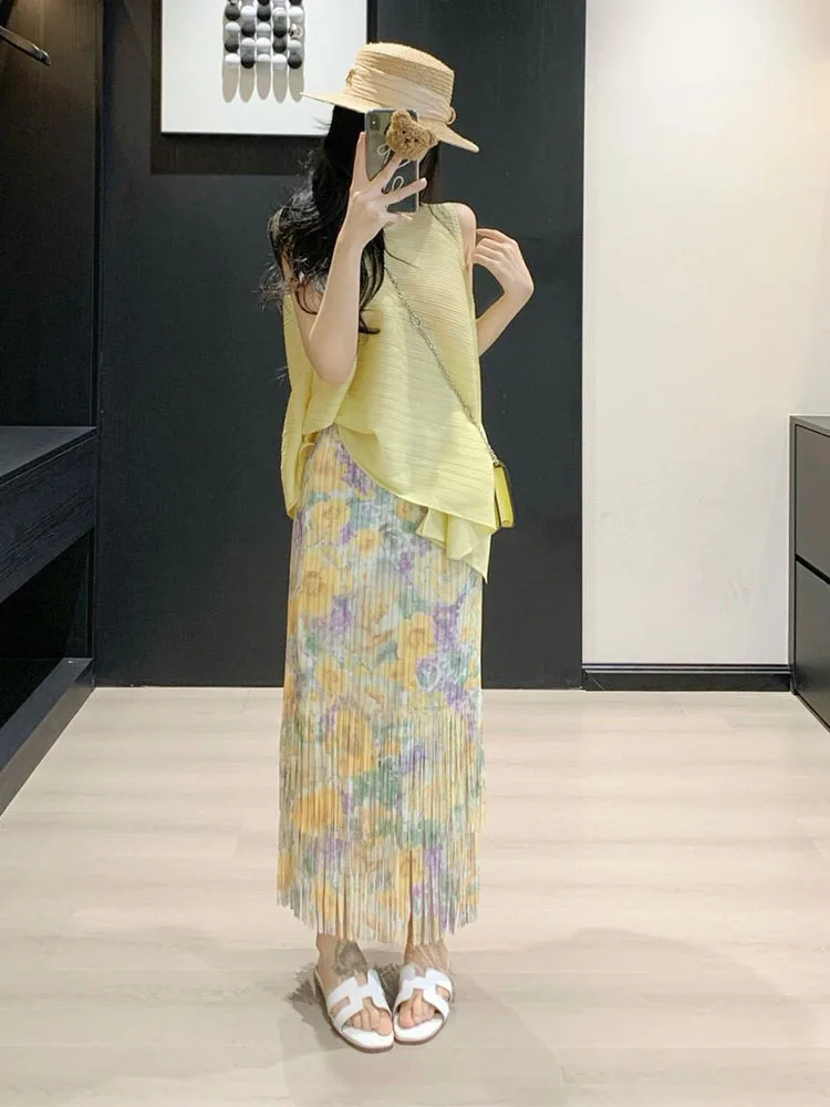 Summer Tea Break Fluorescent Yellow Top Floral Tassel Half Skirt Pleated Set Women's Fashion Ensemble Polyester Breathable
