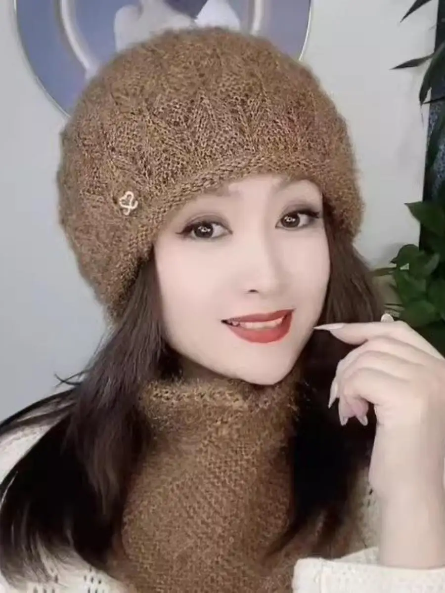 conjunto-de-duas-pecas-gorro-de-inverno-feminino-de-malha-dupla-camada-engrossada-com-padrao-aba-enrolada-e-abertura-trasei