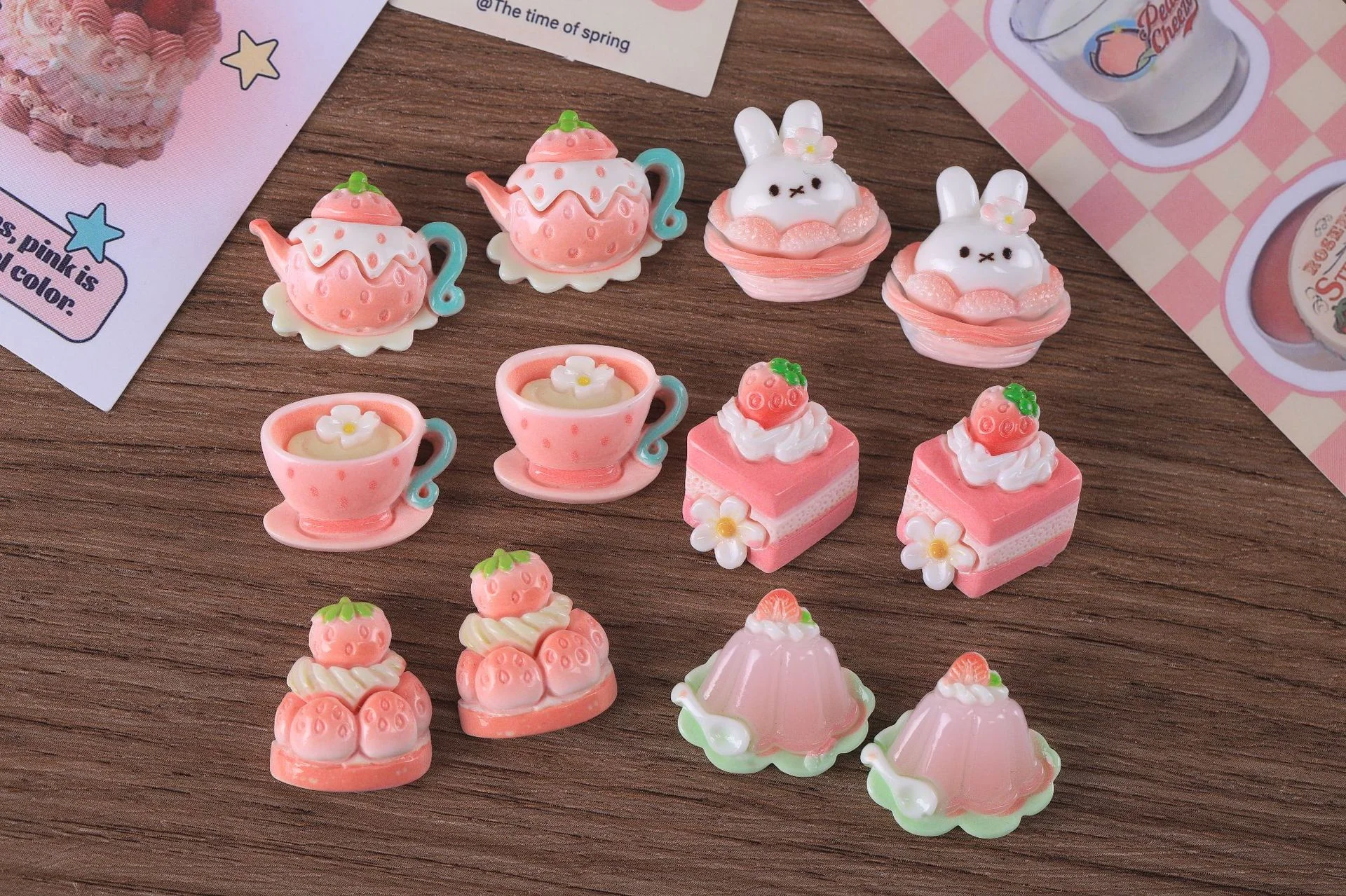 10 Stück Süße Erdbeer-Sahne-Kuchen Nachmittagstee DIY Handgemachtes Harz-Zubehör – Detail 9