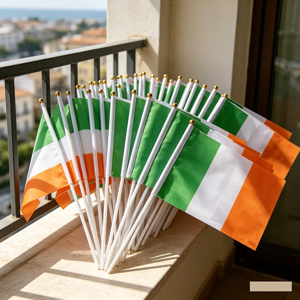 Ireland hand flag 14x21cm Polyester Fade-Resistance Ireland Hand Waving Flag with Plastic Flagpole for Events