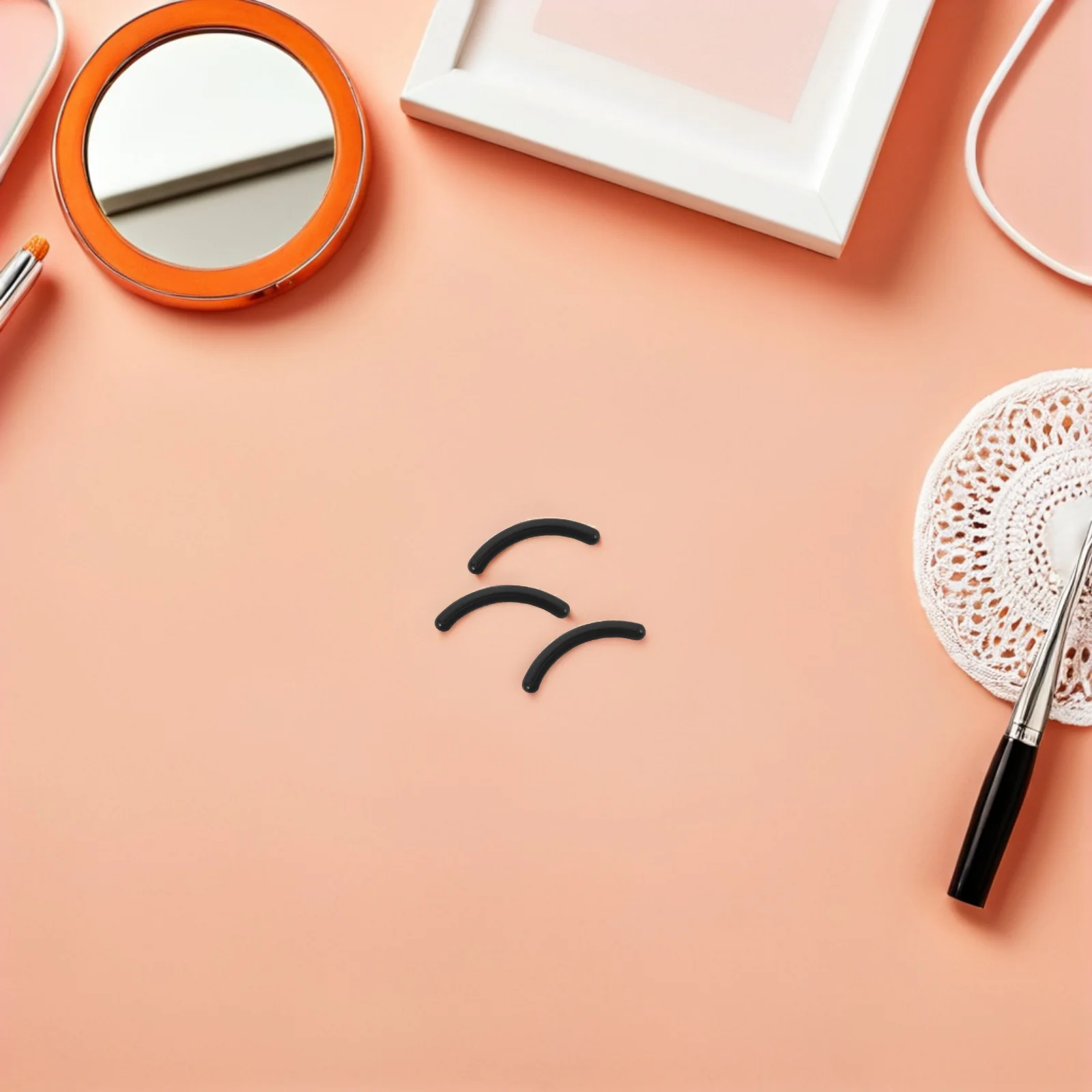 

100Pcs Black Silicone Lash Curler Refill Pads Universal Replacement Strips Soft Elastic Cushion for Eyelash Curler Daily Salon