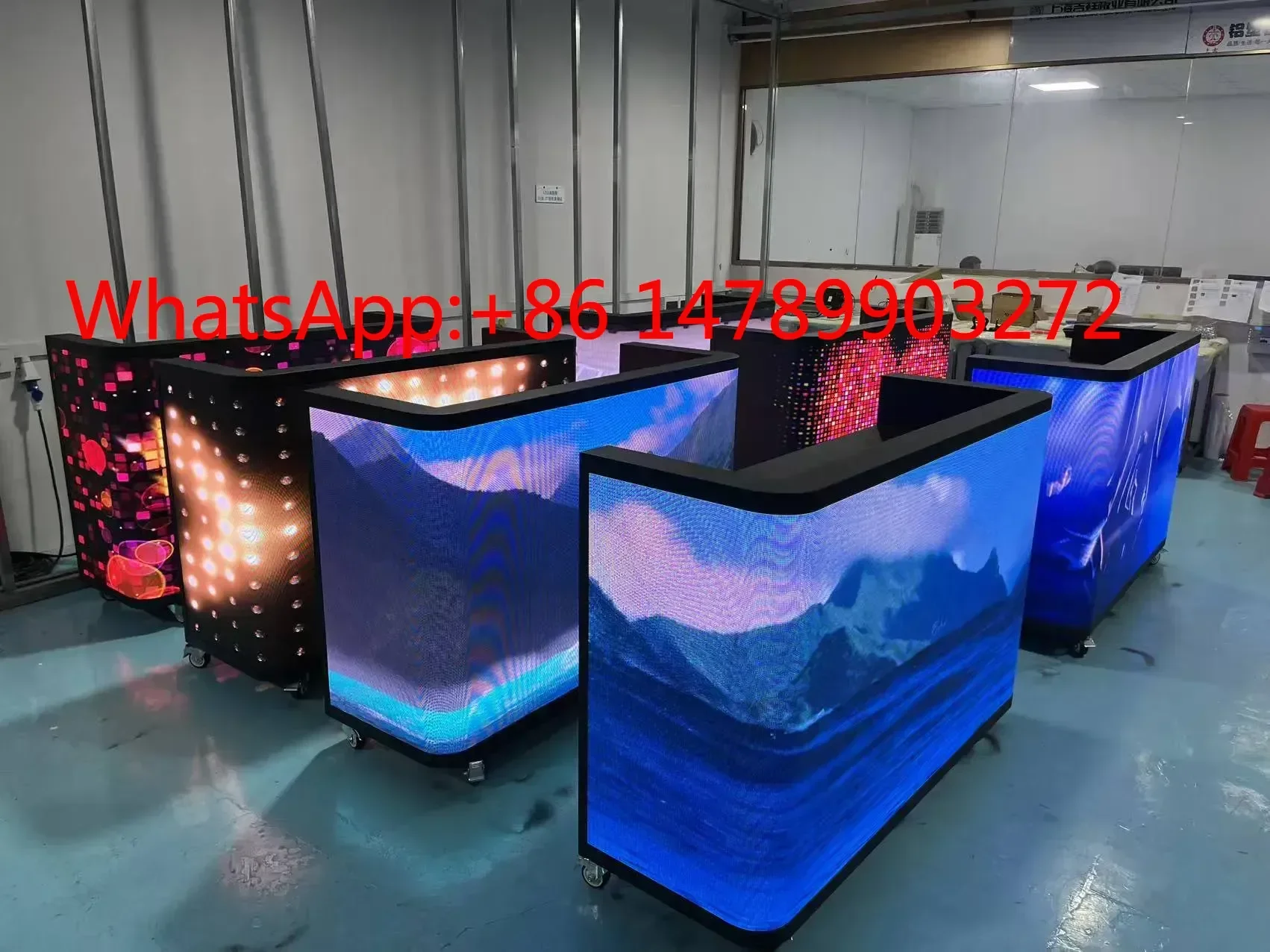 P1.8-P2.5 Curved Flexible LED Module DJ Booth Front Facade Screen For Club Disco Stage