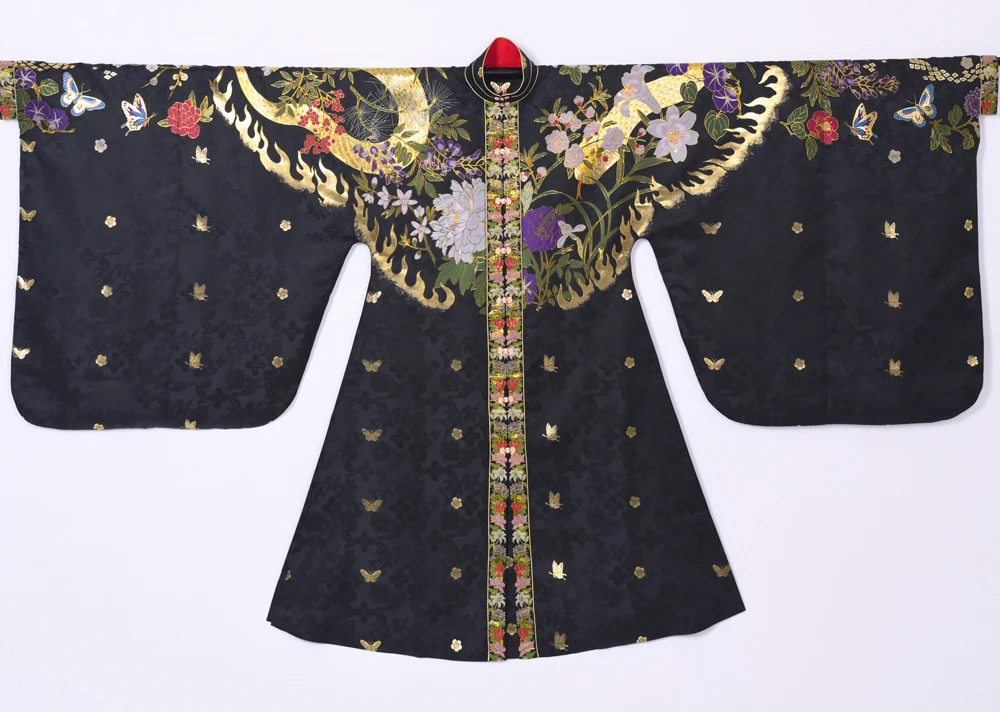 

Chhinese Red and black New Year's Snake Hanfu Ming-made long coat with round collar hanfu coat