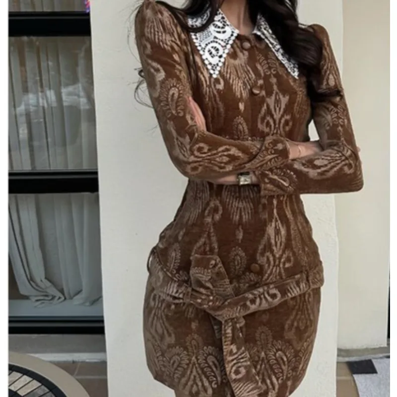 

Autumn and Winter Dress 2025 New French Temperament High-end Polo Collar Skirt Women's Waist Slimming Single-breasted Skirt