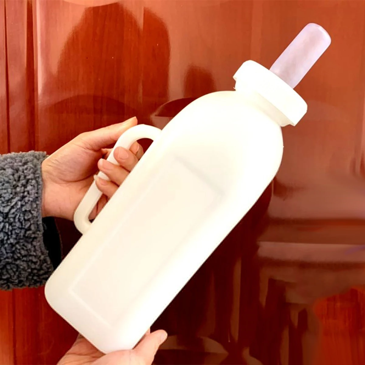 

4Pcs Calf Sheep Bottle Cattle Nipple Puppy Supplies Nurse Milk Livestock Teat Feed Orphaned Lamb Drinking Reusable Silicone Baby