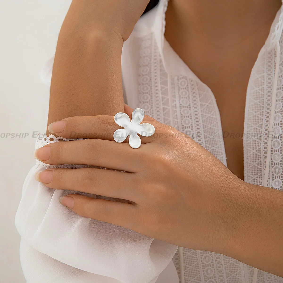 Модные ювелирные изделия, европейский и американский дизайн, нерегулярные массивные большие геометрические кольца для женщин, подарки на вечеринку, преувеличенные аксессуары