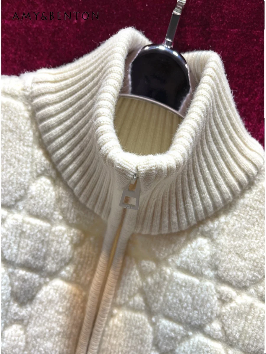 High-end Fashion Thickened Wool Knitted Cardigan Women Autumn Winter Commuter Style Solid Color Stand-up Collar Cropped Cardigan