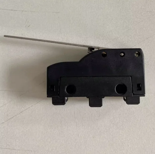 

New original Pizzato MK V12D30 microswitch