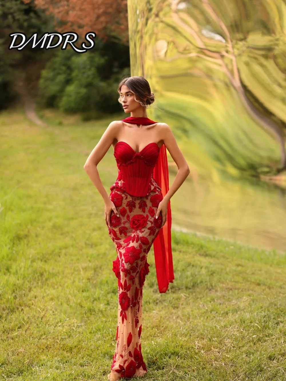 

Stylish Rose Evening Dress Elegant 3D Floral Strapless Party Gown Exquisite Sleeveless Floor-Length Party Dress فساتين س