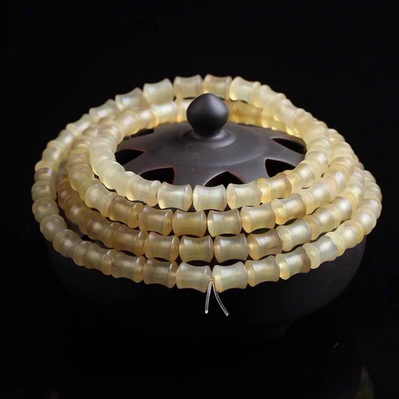 Tibetan Old Sheep Horn Hand Polishing Bamboo Knot Bracelet Buddha Beads for Men and Women Clearing Heat and Removing Fire 7*9mm