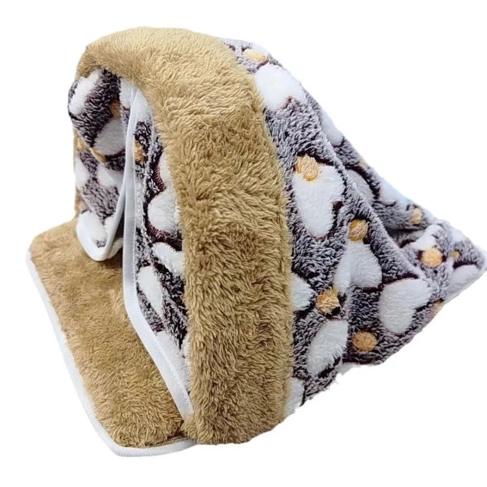 

Cozy Winter Warm Hamster Bed Cotton Breathable Guinea Pig Hideout Washable Soft Guinea Pig Bed Indoor Use