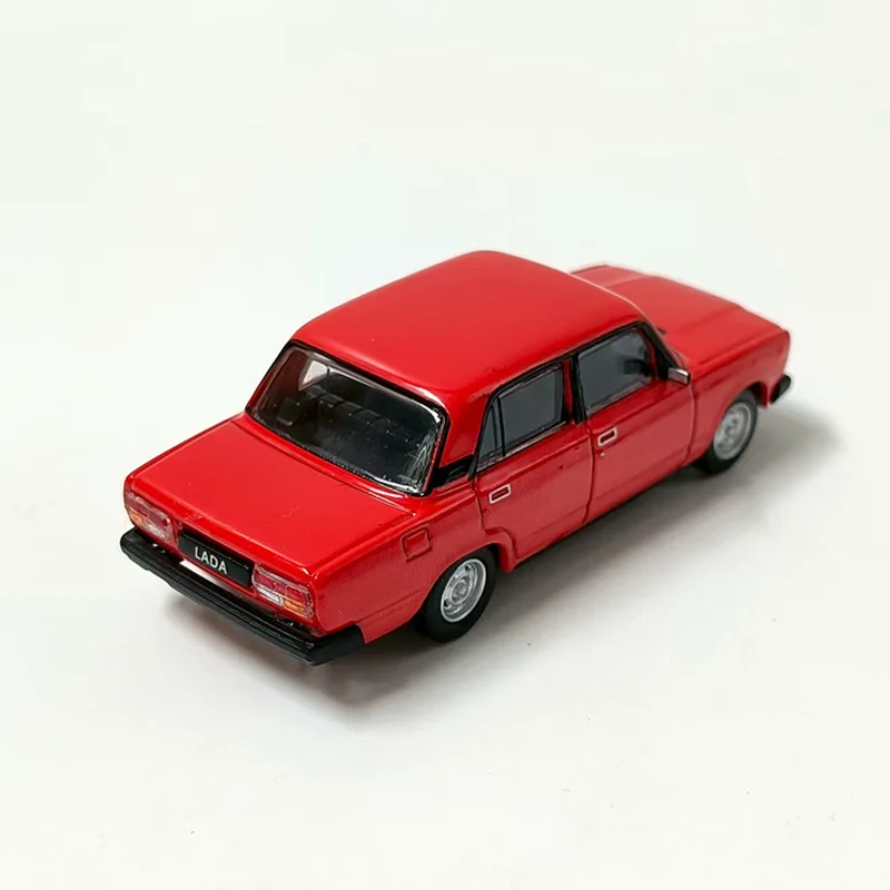Perka 1/64 lada 2105 // FSO Polonez MR'87 نموذج سيارة مصنوع من خليط معدني حلي ثابتة ألعاب هدايا للكبار مقتنيات