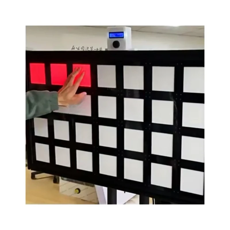 Flash reflex sports equipment