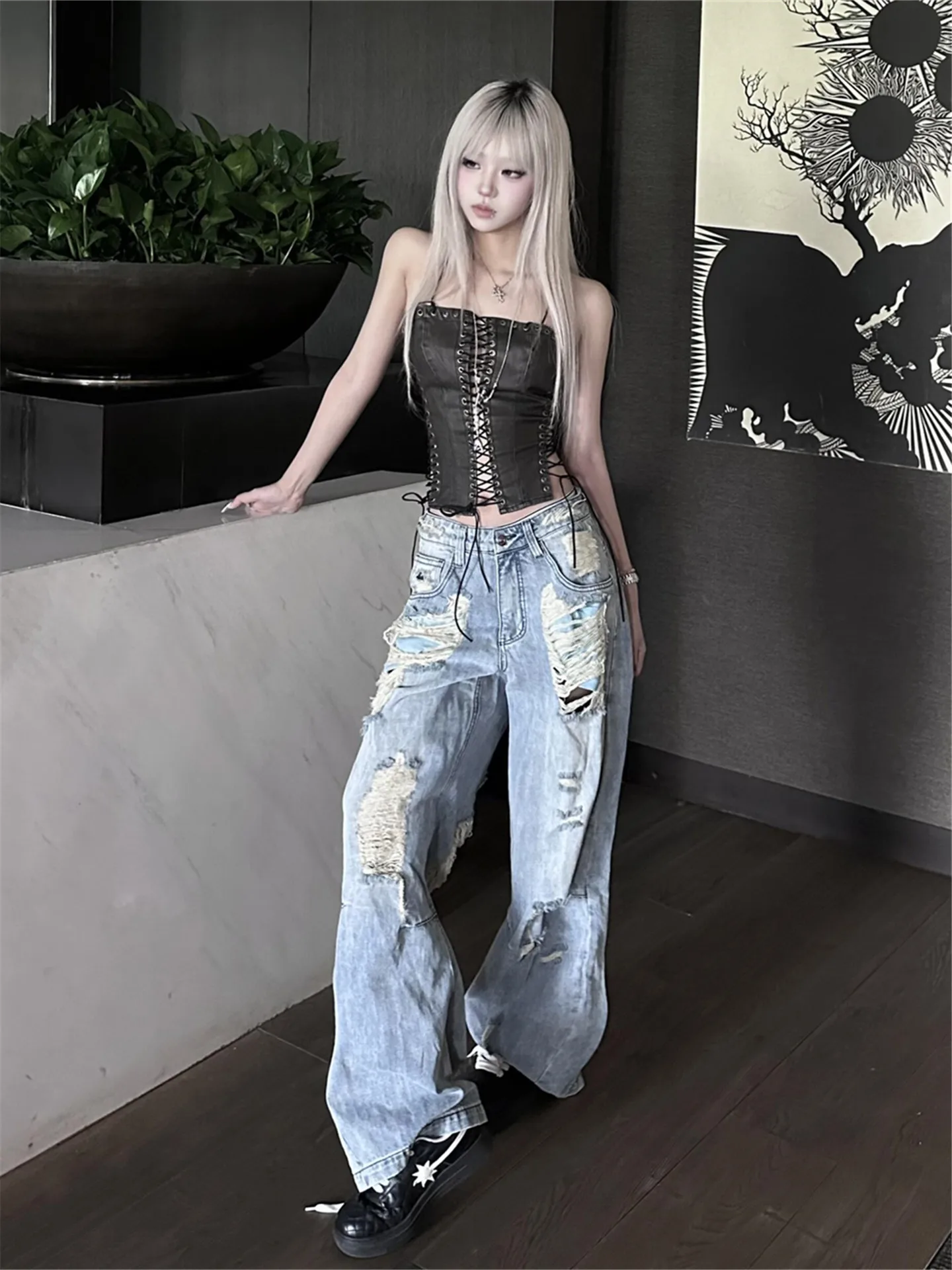 

Retro American Style Distressed Denim Jeans for Women Summer Loose Slimming Light Colored Straight Wide Leg Pants